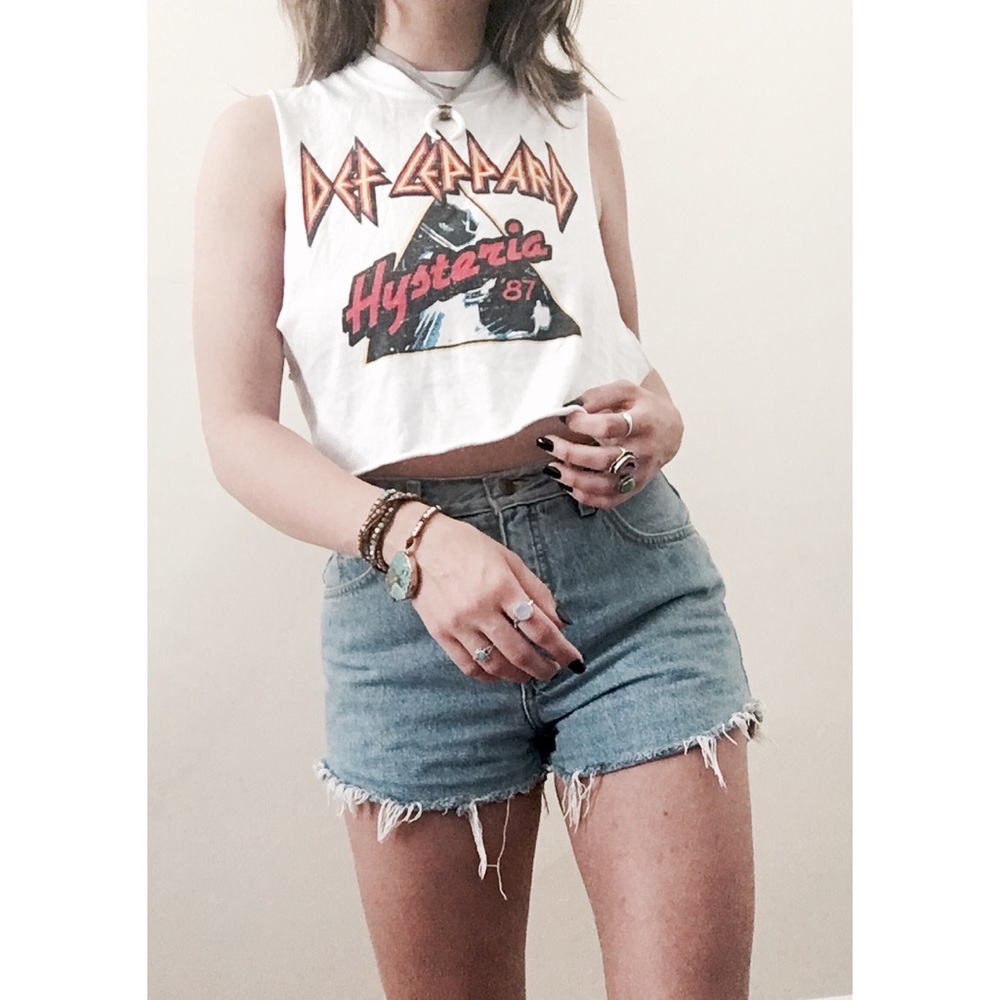 Def Leppard Hysteria Band Graphic Muscle Tank Tee